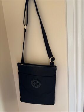 Black Crossbody Sling Bag with Logo Patch a